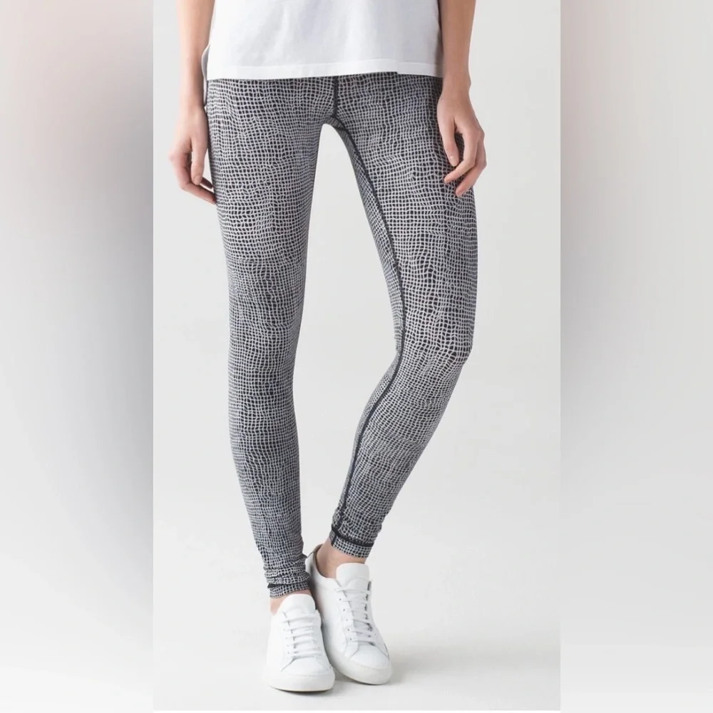 Lululemon Wunder Under Pant III